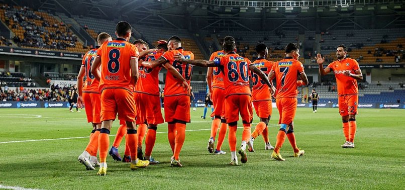 Başakşehir 2-0 Kayserispor (MAÇ SONUCU-ÖZET) | Başakşehir Kayseri'yi rahat geçti!